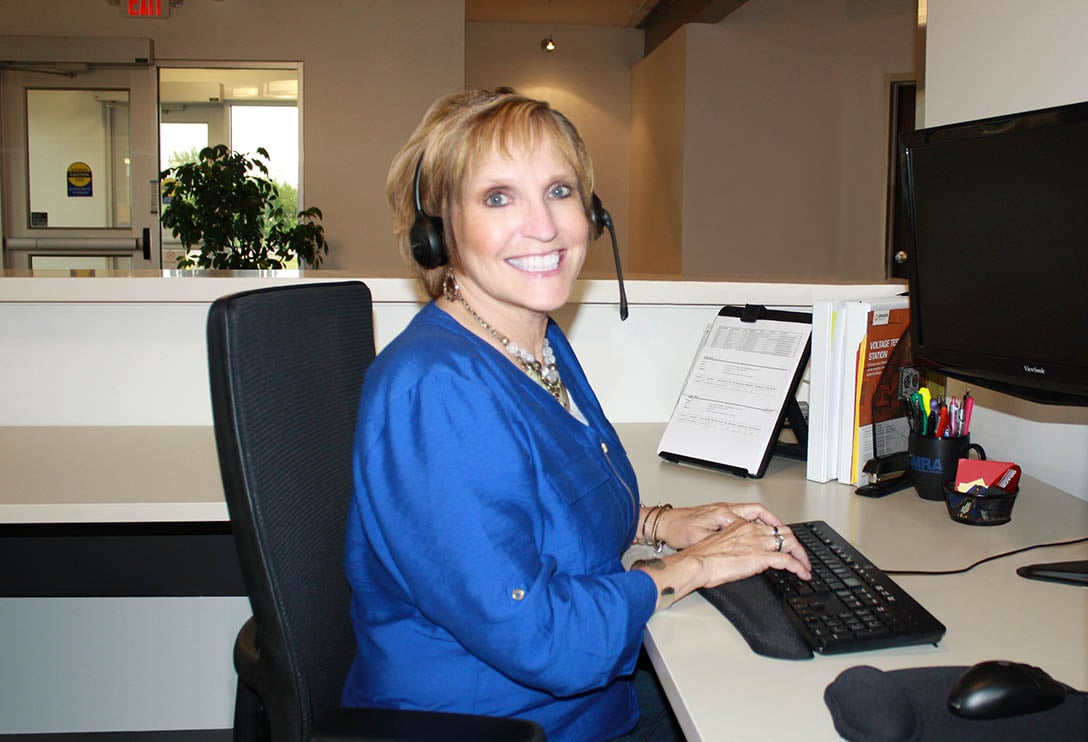 Customer Service_Edna Customer Service_Edna